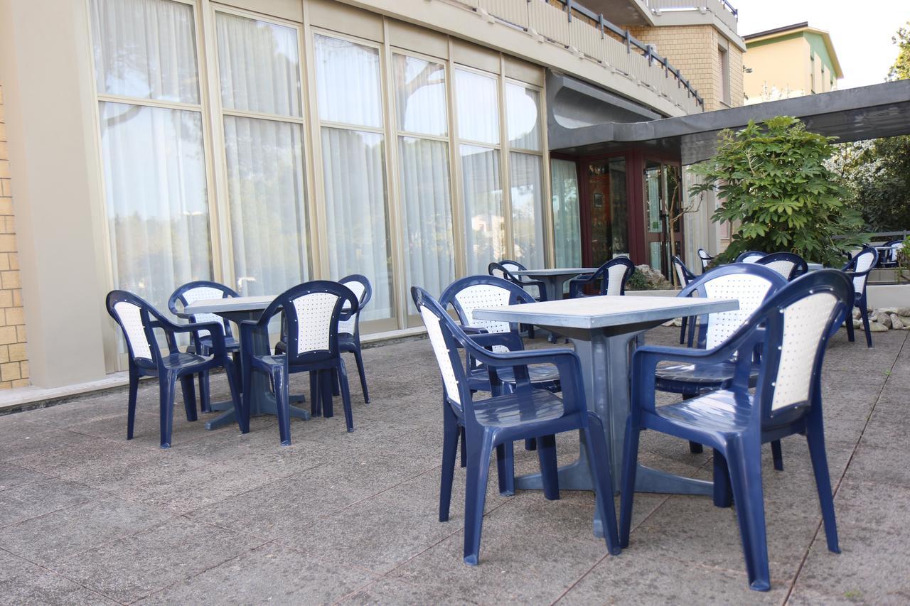 Hotel Cristallo Riolo Terme Kültér fotó